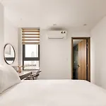 Hoang Thinh Hotel & Apartment Danang