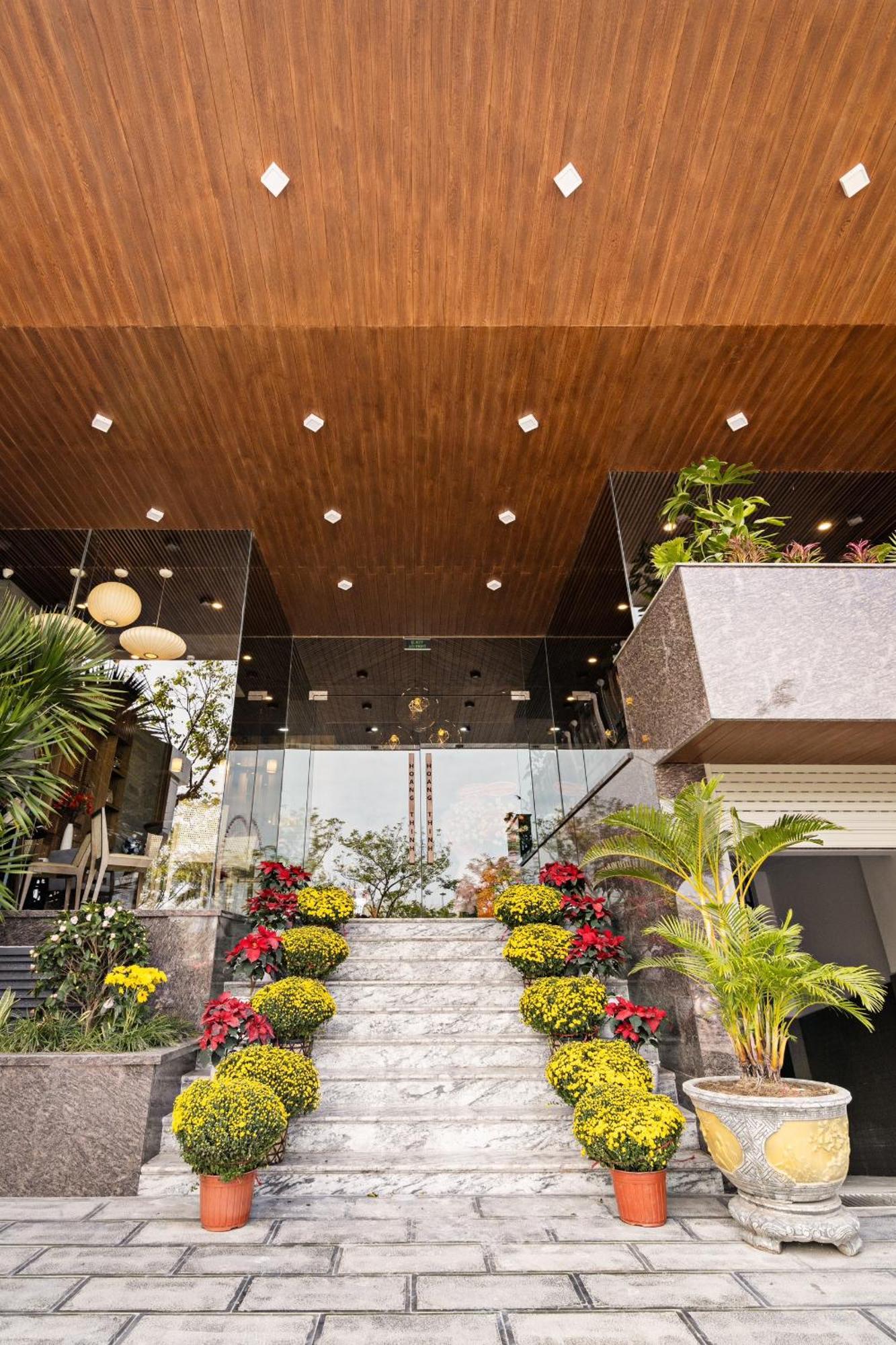 Hoang Thinh & Hotel Da Nang