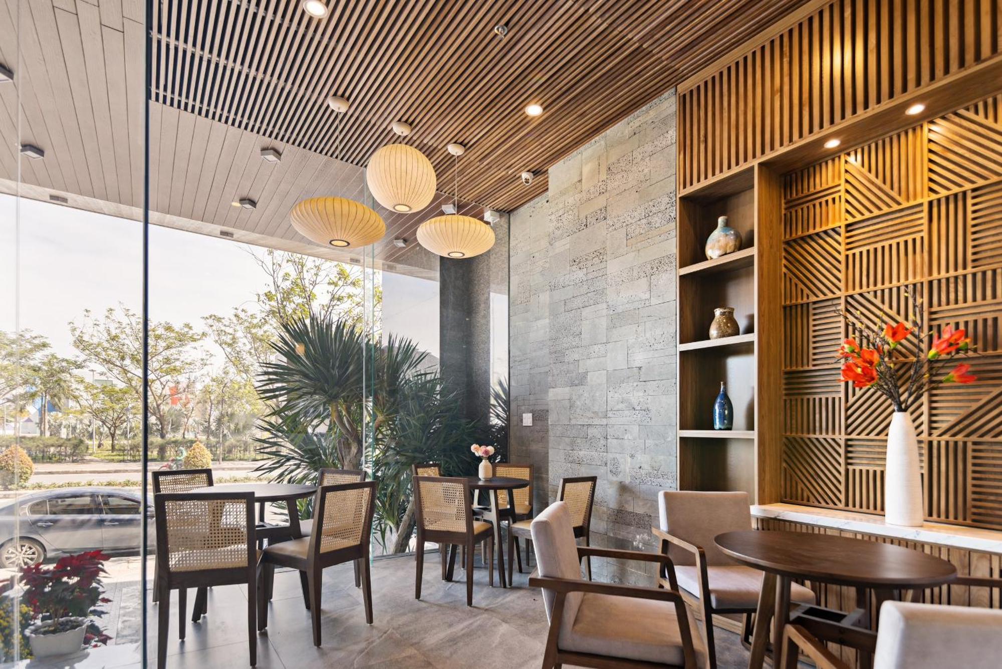 Hotel Hoang Thinh & Da Nang